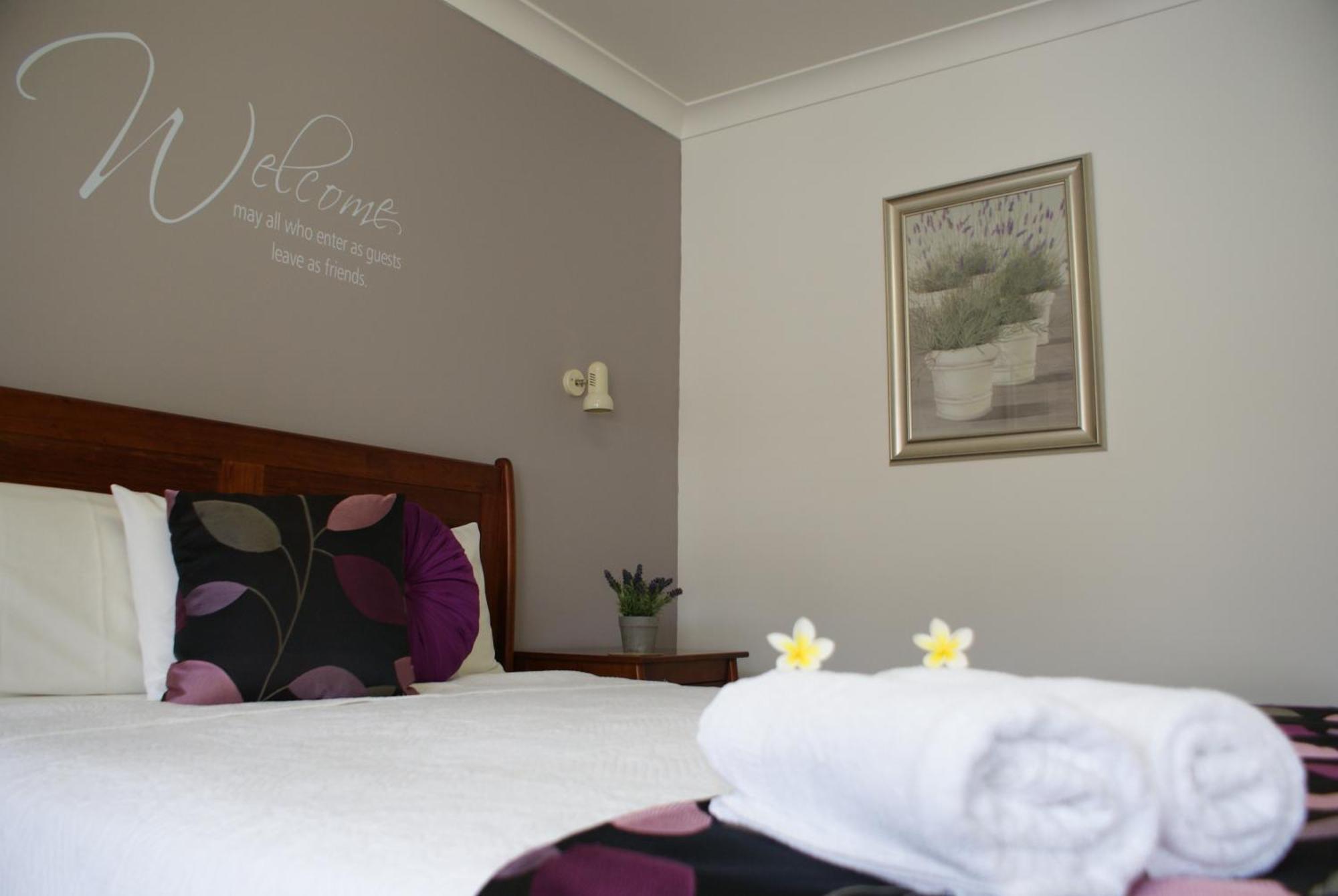 Karuah Riverside Motel Экстерьер фото